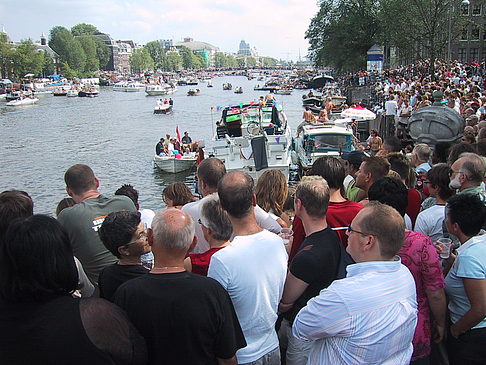 Boote im Kanal